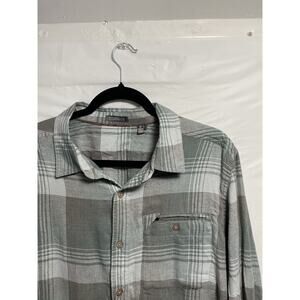 Toad and Co Button Up Flannel Shirt Men Medium Gray‎ Green Plaid Hiking Outdoors